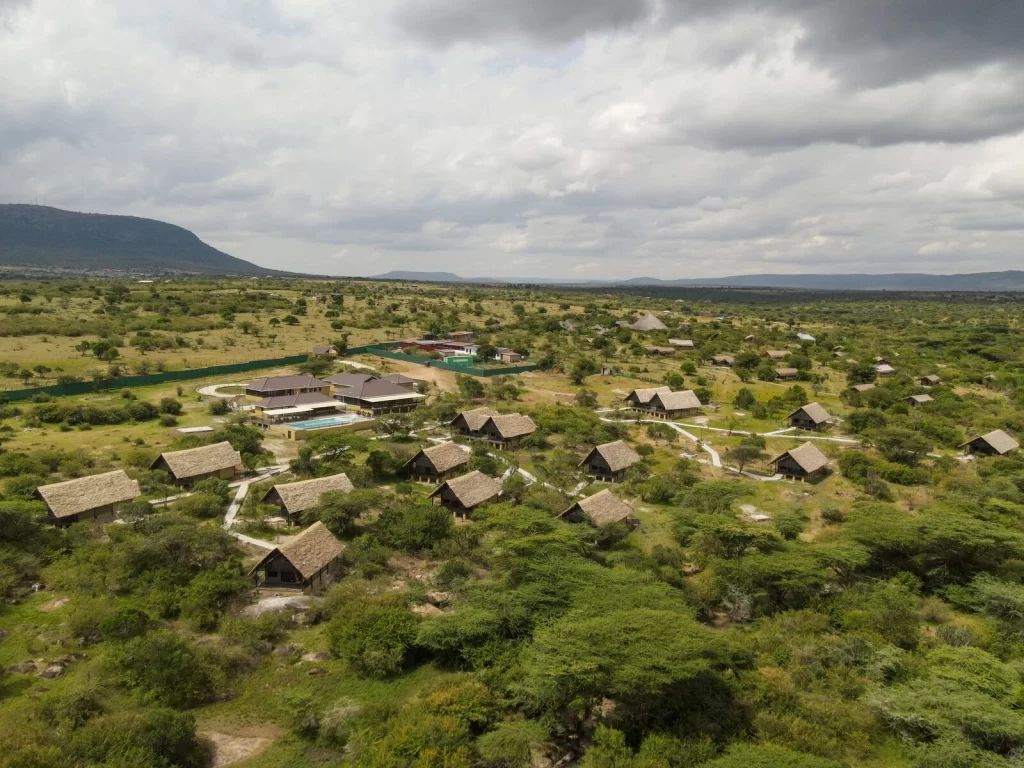 Enkorok-safari-camp-outside-003