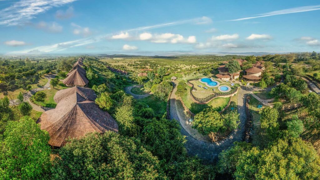 6 days tour through Amboseli, Lake Nakuru, and the Masai Mara