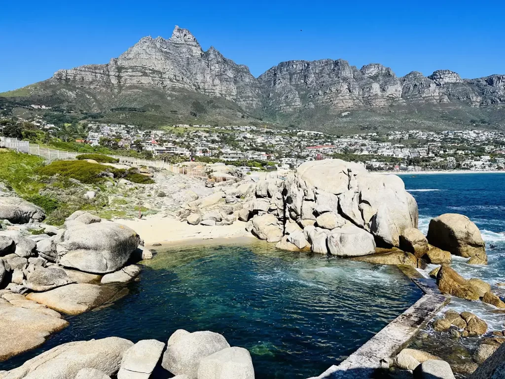 Maidens Cove