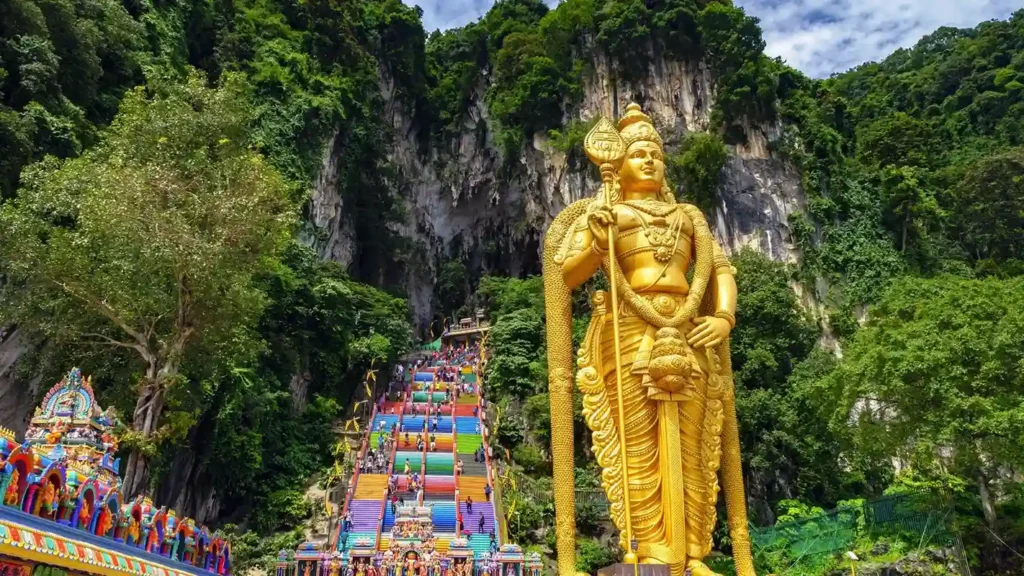 7-day Malaysia & Singapore tour: Explore Kuala Lumpur, Sunway Lagoon, Sentosa & Gardens by the Bay