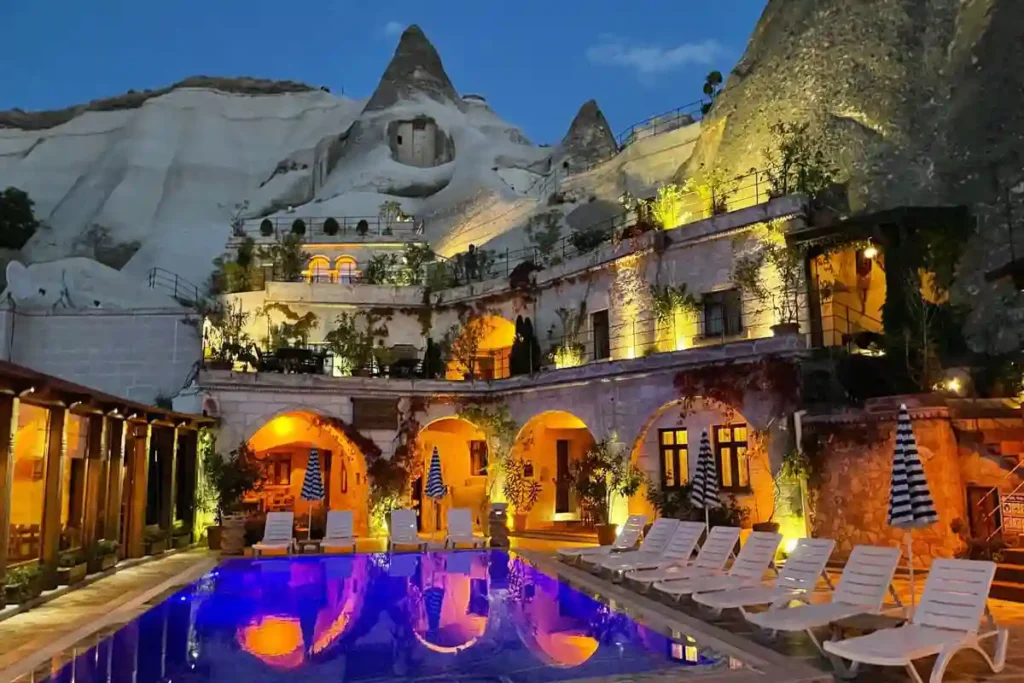 6-day Turkey tour exploring Istanbul & Cappadocia