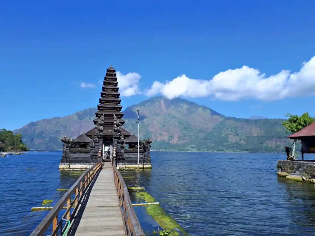 5-day Bali tour exploring Kintamani, Ubud, Nusa Dua & Uluwatu