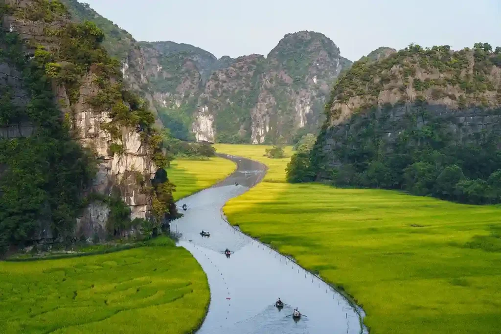 7-day epic Vietnam tour exploring Hanoi, Halong Bay, & Sapa