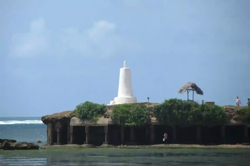 vasco-da-gama-pillar-3